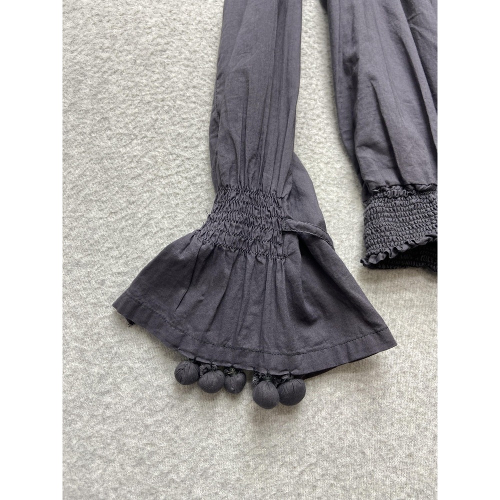 BCBGirls Shirt Womens Large Gray Embroidered Smocked Hem Boho Peasant Top Cotton - Picture 8 of 16